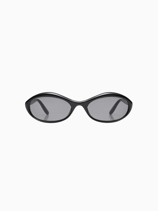 Oval Sunglasses in Black product image