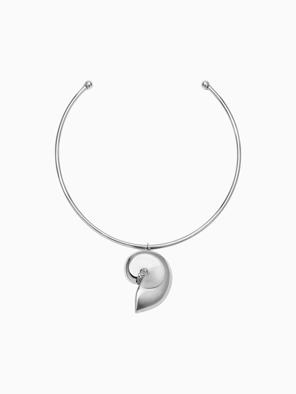 Stella Choker with Husk Charm in Silver product image