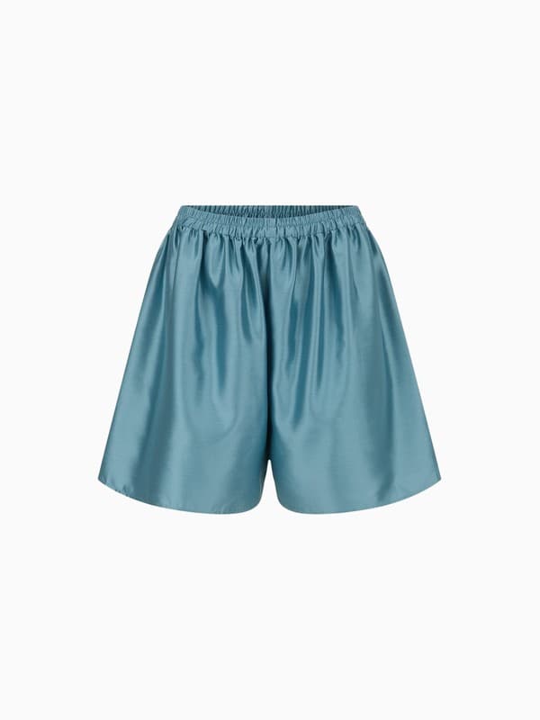 Voluminous Short in Silk Wool Taffeta product image