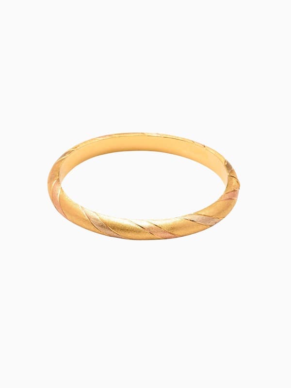 18ct Gold 3 Tone Spanish Bangle product image